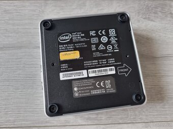 Micro pc Intel NUC NUC5CPYH Celeron N3050, 4GB, 128GB - 5