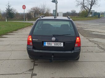 Golf IV Variant 1.6 16v - 5