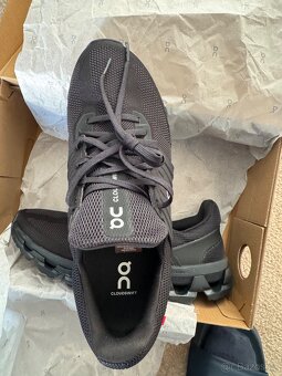 Nové pánské tenisky On Cloud Cloudswift 3 AD, velikost 43 - 5