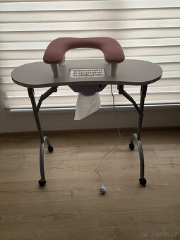 Manikersky stolek - 5