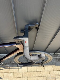 Nové Gravel karbonové kolo 1x13 ele. + držák compu. zdarma - 5