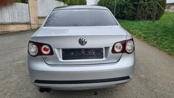 VOLKSWAGEN JETTA Sport - 2,0TFSi 147kW Manuál. - 5