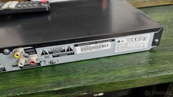 3D Blu-ray/DVD přehrávač LG BP420 - 5