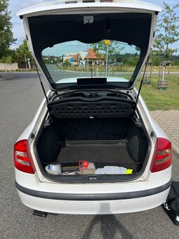 Škoda Octavia 2 LPG pronájem - 5