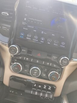Dodge Ram 1500 Laramie Long 5.7 V8 r.v 2019 - 5