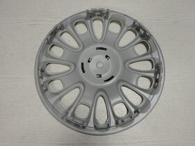Fiat 500L NOVÉ ORIGINAL poklice 15" 735560712 - 5
