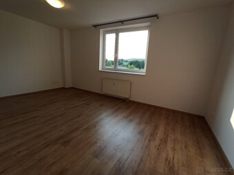 Pronájem útulného bytu 1+kk, 32,8 m² - 5