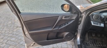 Mazda 3 BL 2.2 110kw Bose Plná výbava - 5