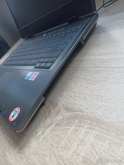 Asus M6000 - 5