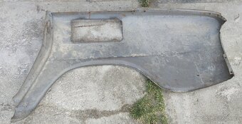 nové zadní blatníky, prahy Š100/110 - 5