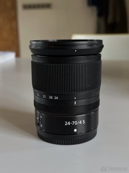 Nikon Z 24-70mm f/4 S - 5