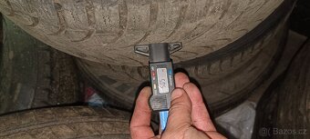 Zimni sada kol s pneu na BMW E60 E61 zadokolka 225/55 R16 - 5