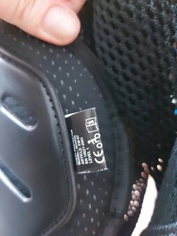 chránič těla značky EMERZE - 5