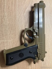 Co2 pištol 4,5mm - 5