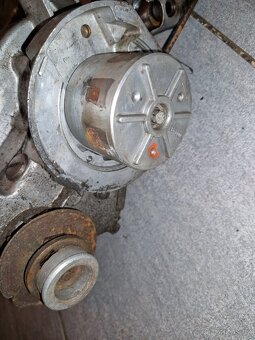 Polomotor babetta 210 - 5