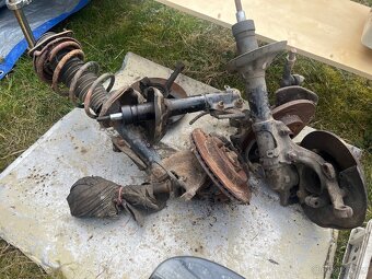Prodám díly na historická auta - 5