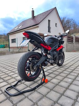 Triumph street triple 675R - 5