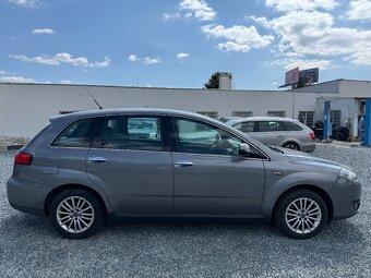 Fiat Croma 1.9 JTD 88kW - 5
