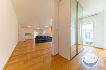 Pronájem bytu 2+kk/2xB 84 m², Praha 5 - Smíchov, Vitality Re - 5