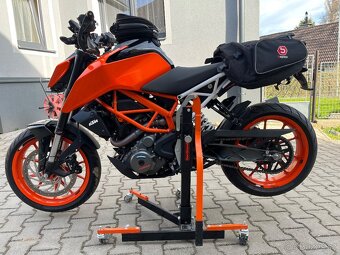KTM 390 Duke - 5