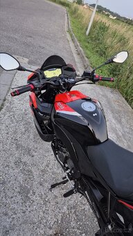 Aprilia tuono 125 - 5