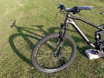 Prodám celoodpružené enduro kolo Canyon - 5