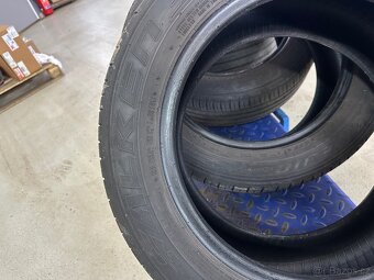 Pneu 215/55 r16 - 5