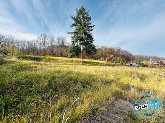 Prodej stavebního pozemku 1 306 m², Krnov, ev.č. 00631 - 5