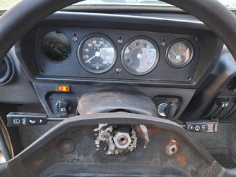 ŠKODA 120  - PALUBKA - 5