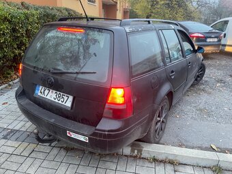 Golf 4 1.9 TDi - 5