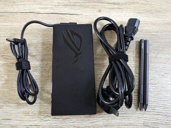 Herní notebook Asus ROG Flow X16 - 5