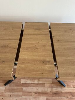 Jidelni stul - 5