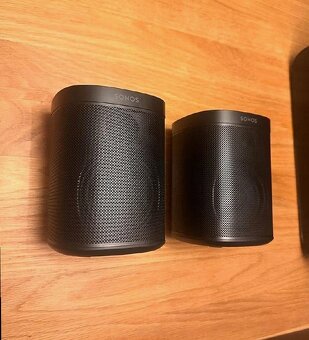 Sonos Heimkino System: Arc, Sub Gen 3 und 2x One SL - 5