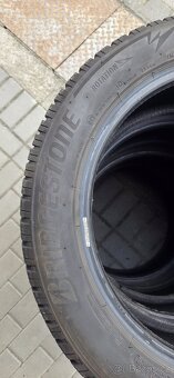 Zimní 215 55 R18 - 5