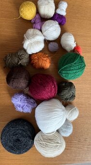Retro zbytky pletacích přízí, vlny, na tvoření, 1,5 kg - 2 - 5