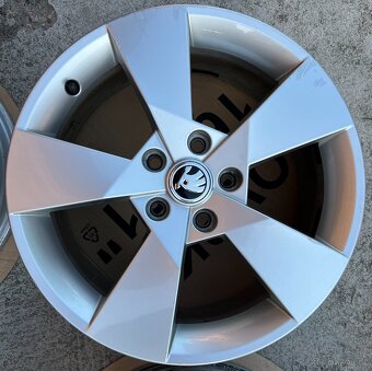 Originální kola Škoda Octavia 3, 7Jx17 ET49 - 5