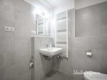 Pronájem bytu 1+kk, Reissigova, Ponava, 15500 Kč/měs, 35 m2 - 5