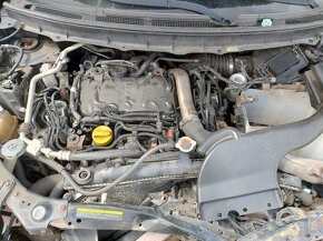 Nissan X-TRAIL 2,0DCI 2009 4x4 - dily - 5