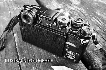 PEN F + 14-42 EZ Limited Black - nový, nepoužitý + přísl. - 5