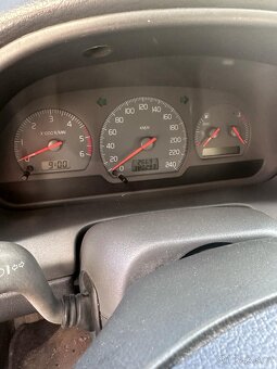 Volvo V40 1.9D - 5