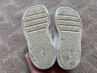Tenisky zn. Adidas plus plátěnky - vel. 22 - 5