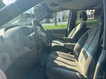 Chrysler Grand Voyager, 2,8 CRD I.majitel ČR 7míst NOVÁ STK - 5