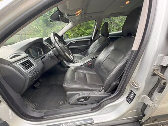 Volvo XC70 D5 AWD, 2015, 5 - válec - 5