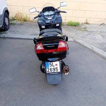 Motocykl skútr - 5