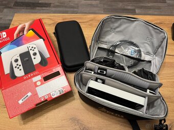 Nintendo Switch OLED + příslušenství + možno dokoupit hry - 5