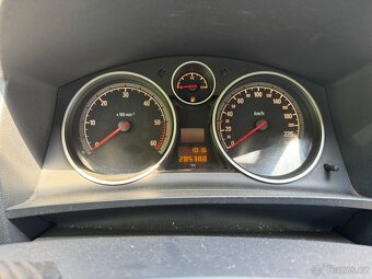 Opel zafira 1.9 110kw automat - 5