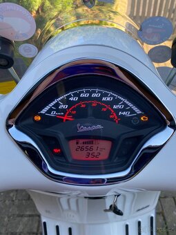 Vespa 300 Gts Super - 5
