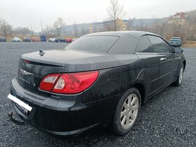 Chrysler Sebring Cabrio s pevnou střechou - 5