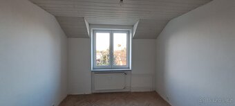 Pronajmu byt 3+1 - 5
