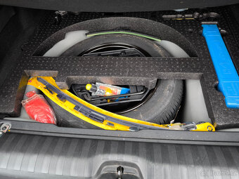 Prodám Peugeot 2008 1.2.PureTech - 5